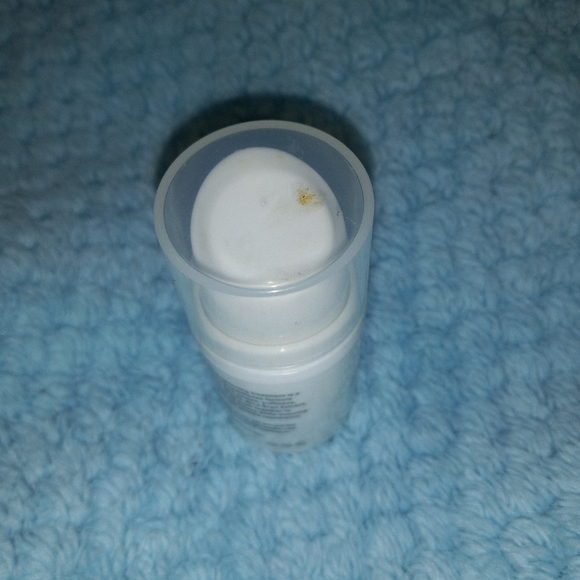 Goldfaden M.D. Bright Eyes New and Unopened - Picture 3 of 6